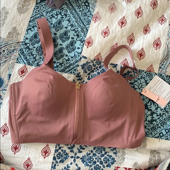 Victoria Secret Front Close Sports Bra - Picture 1 of 11